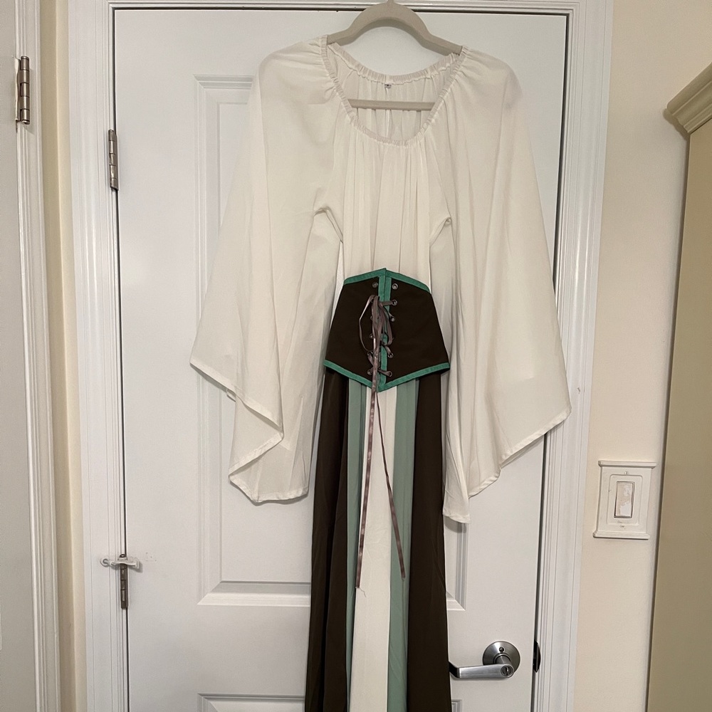 🌼 Renaissance Dress Costume 🌼